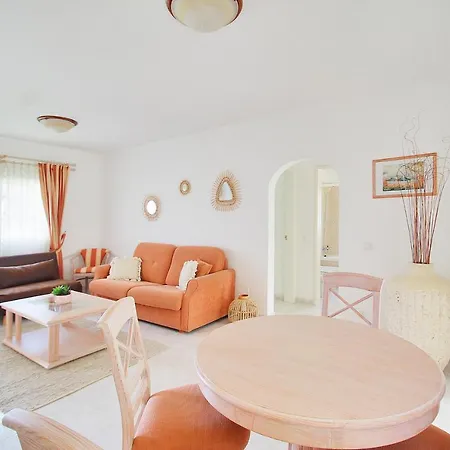 2 Quartos, Piscina, Ac, Campo De Tenis, Prestige For Lejlighed *