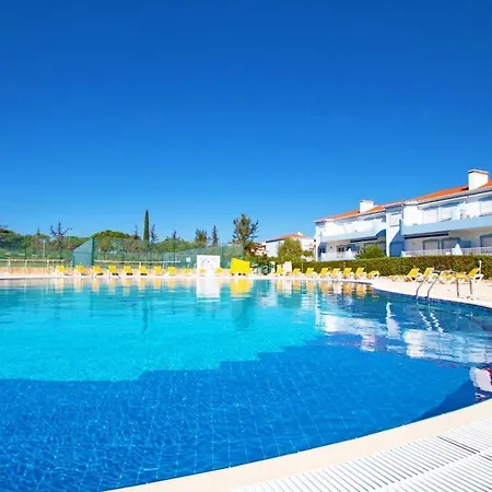 2 Quartos, Piscina, Ac, Campo De Tenis, Prestige For Lejlighed