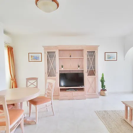2 Quartos, Piscina, Ac, Campo De Tenis, Prestige For Lejlighed